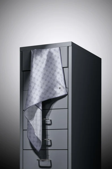 %100 Twill İpek Monogram Desenli Gri Renkli 90x90 Eşarp Dikim Şekli : El Dikişi - Resim 4