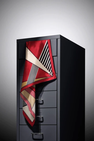 %100 Twill İpek Çizgili ve Geometrik Desenli Bordo - Vizon Renkli 90x90 Eşarp Dikim Şekli : El Dikişi - Resim 5