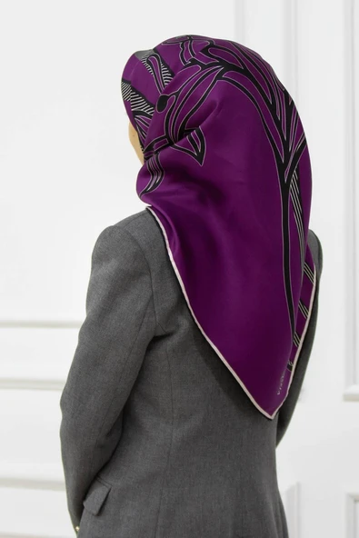 %100 Twill İpek Çizgili Çiçek Desenli Mürdüm - Siyah Renkli 90x90 Eşarp Dikim Şekli : El Dikişi ürün görseli