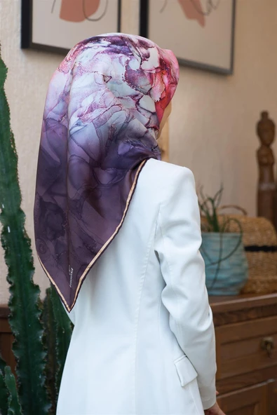 %100 Twill İpek Duman Desenli Kiremit Renkli 90x90 Eşarp Dikim Şekli : El Dikişi ürün görseli