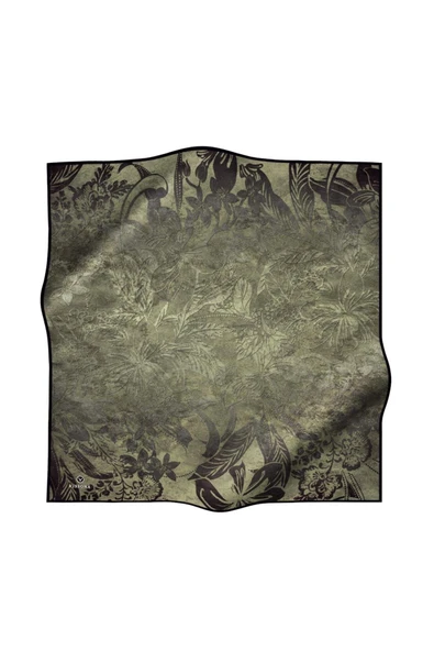 % 57 İpek % 43 Viskon Twill İpek Degradeli Yaprak Desenli  Haki Renkli 90x90 Eşarp Dikim Şekli : El Dikişi - Resim 2