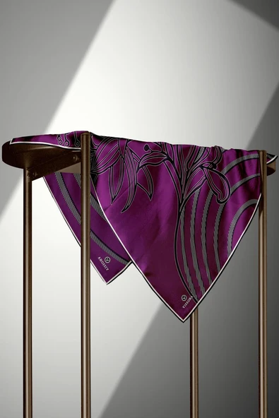 %100 Twill İpek Çizgili Çiçek Desenli Mürdüm - Siyah Renkli 90x90 Eşarp Dikim Şekli : El Dikişi - Resim 4