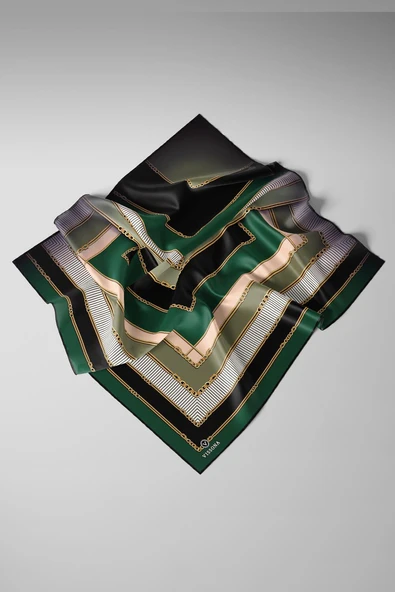 %100 Twill İpek Zincir Detaylı Geometrik Desenli Zümrüt Yeşili - Siyah Renkli 90x90 Eşarp Dikim Şekli : El Dikişi - Resim 3