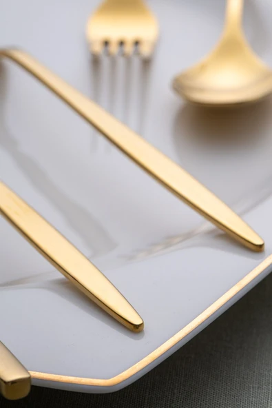 Alisa 30 Parça 6 Kişilik Parlak Gold Kutulu Çatal Kaşık Bıçak Takımı - Resim 3