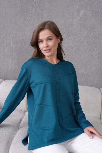 Kadın Yumuşak Dokulu V Yaka Triko Kazak ürün görseli