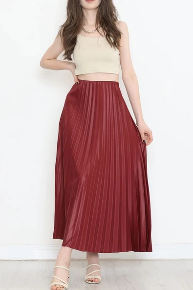Zarif Ve Modern Pileli Parlak Krep Gizli Lastikli Bordo Etek ürün görseli 1