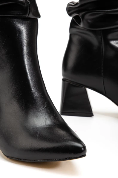 SYT-2002 Siyah Kırışık Rugan Körüklü Kalın Topuklu Günlük Bayan Çizme - Resim 5