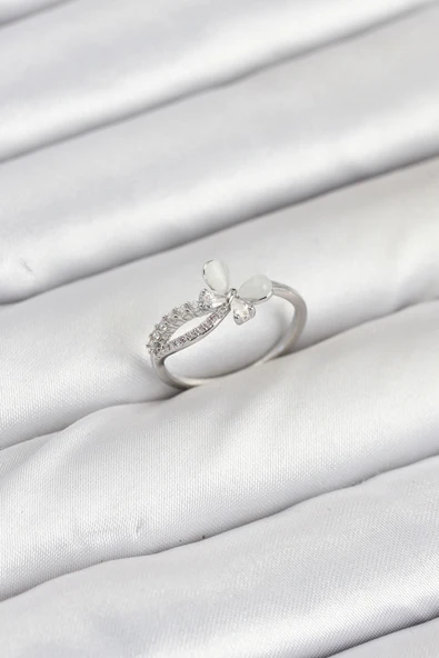 Pirinç Gümüş Renk Kelebek Zirkon Taşlı Kadın Yüzük - TJ-BYK3855 ürün görseli