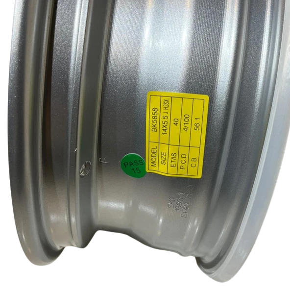 BK-5858 5.5*14 4*100 ET40 56.1 SILVER JANT ürün görseli