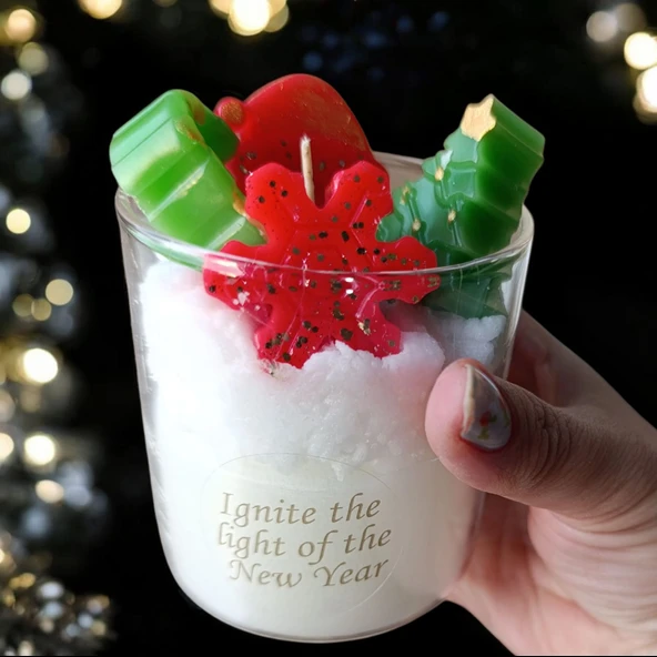 Yılbaşı konseptli  bardak mum ürün görseli 1