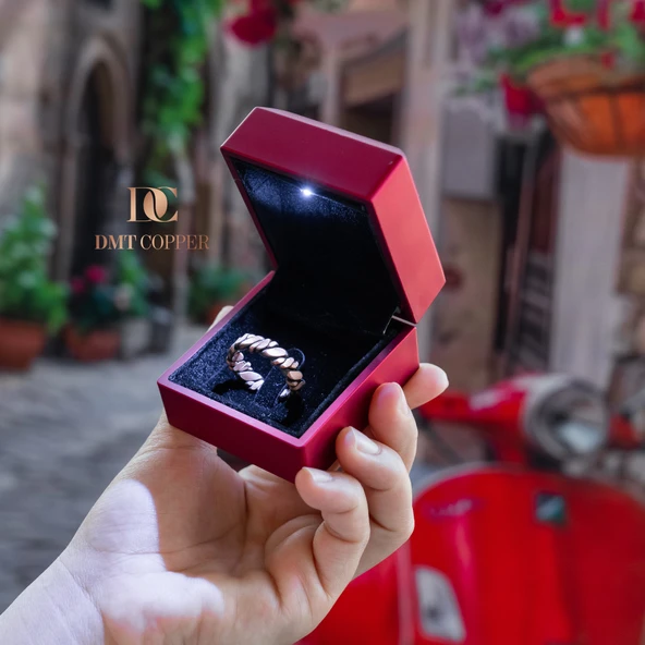 DMT COPPER HOME El Yapımı Örgülü Bakır Yüzük, Antik Rustik Tasarım, Ayarlanabilir, Kırmızı Hediye Kutusu ile, Gaziantep El Sanatları ürün görseli 1