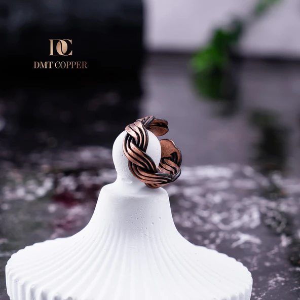 DMT COPPER HOME El Yapımı Örgülü Bakır Yüzük, Ayarlanabilir, Antik Rustik Tasarım, Kırmızı Hediye Kutusu ile - Resim 2