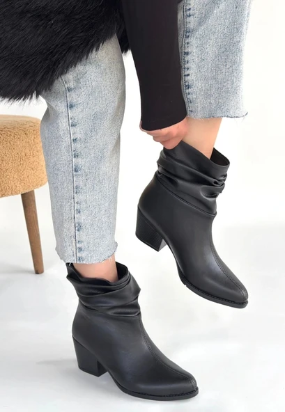 BİÇOMİ Lukana Siyah Cilt Topuklu Körüklü Bot - Resim 2