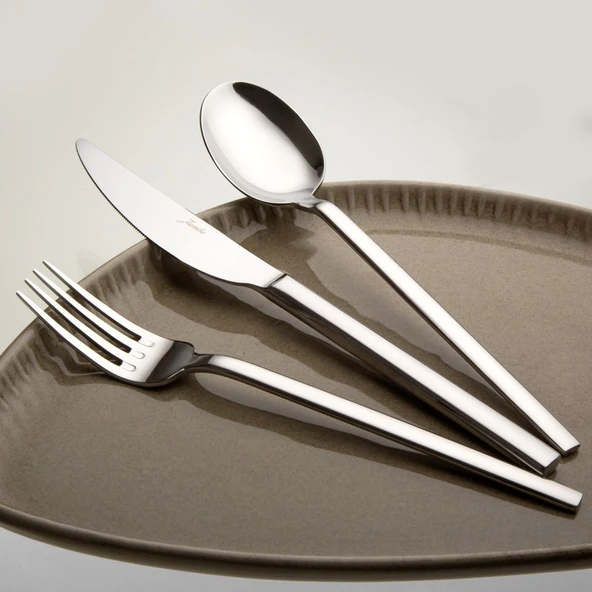 Jumbo 8100 84 Parça 12 Kişilik Çatal Kaşık Bıçak Takımı ürün görseli