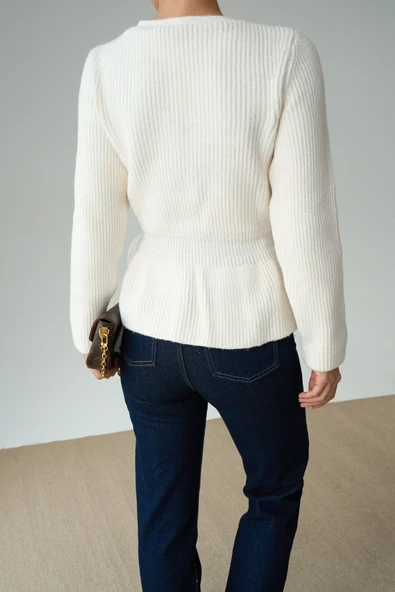 Örgü Peplum Hırka Altın Düğme Detayı - Resim 11