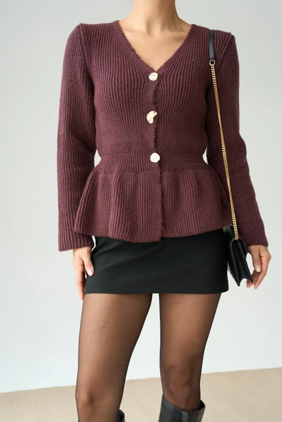 Örgü Peplum Hırka Altın Düğme Detayı - Resim 2