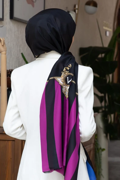 %100 İpek Şerit Ve Varak Desenli Siyah - Fuşya Renkli 92x210 Şal ürün görseli