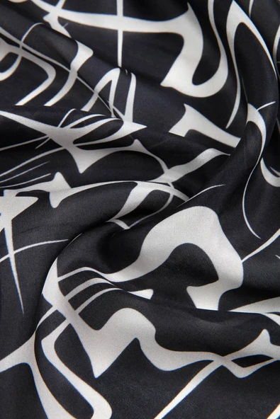 100% İPEK ÇİZGİLİ DESENLİ SİYAH  RENKLİ ŞAL - Resim 3