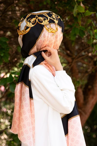 %100 İpek Monogram Ve Varak Desenli Somon - Gold Renkli 92x210 Şal ürün görseli 1