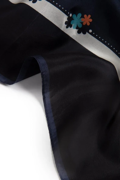 %100 İpek Çiçek Desenli Lacivert Renkli 92x210 Şal - Resim 4