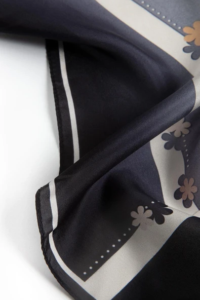 %100 İpek Çiçek Desenli Gri Renkli 92x210 Şal - Resim 4