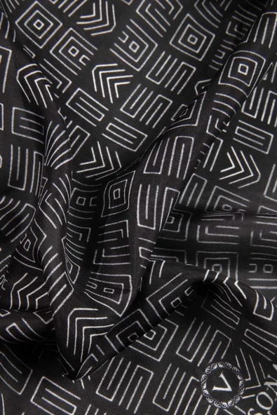 % 100 İPEK ETNİK DESENLİ SİYAH - KREM RENKLİ ŞAL - Resim 3