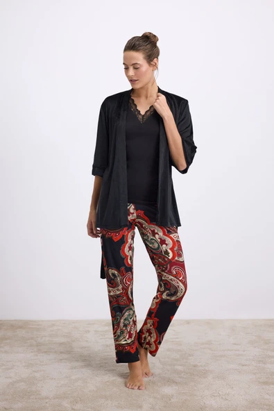 Anıl Kadın Desenli Pantolonlu 3’lü Set – Sabahlık, Dantel Detaylı Atlet ve Pantolon Takımı (11546) ürün görseli