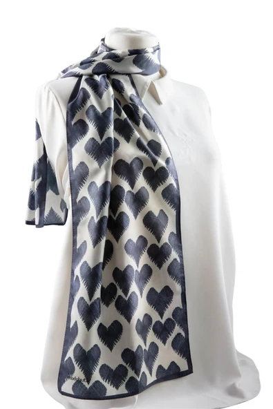 Modabutil Kalp Desenli Fular ürün görseli