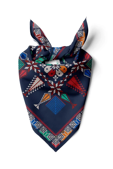 %100 İpek Kanaviçe Desenli Kadın Bandana ürün görseli 1