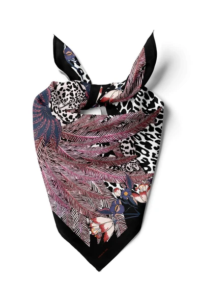 Kadın Kırmızı Kaplan Desenli 50x50 Bandana ürün görseli