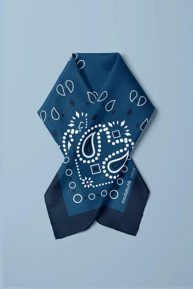 E15 Kadın Beyaz Mavi Etnik Desenli 50x50 Bandana - Resim 3