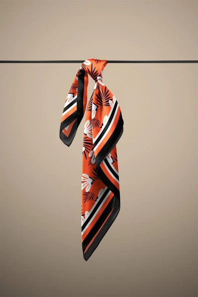 F66 MODERN FLOWERS TASARIMLI BANDANA  DG11984 - Resim 4