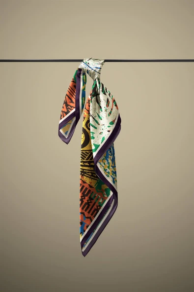 Vissona Yaprak Desenli İpek Bandana - Resim 6