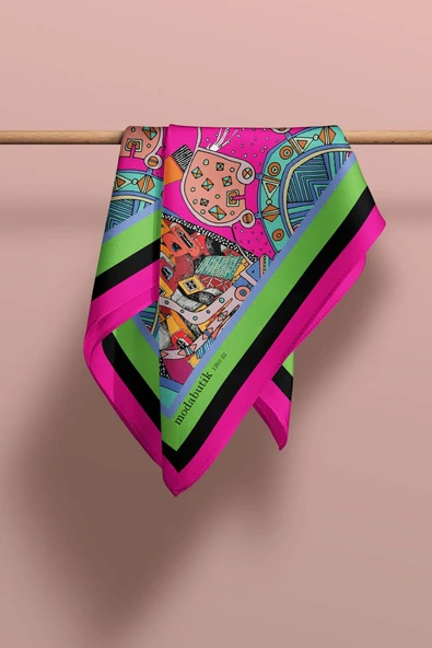 E49 Kadın Pembe Minyatür Desenli 50x50 Bandana - Resim 5