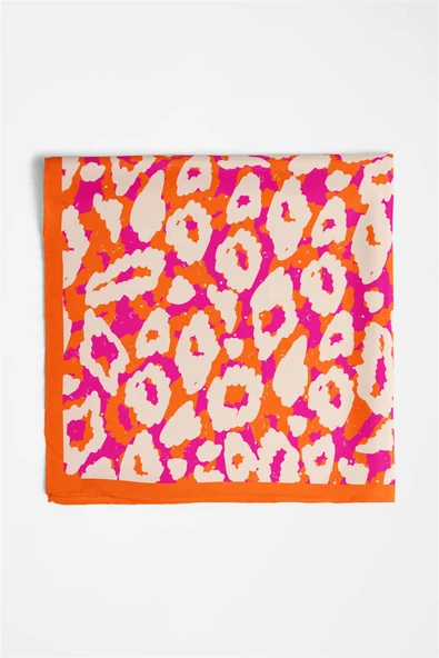 I97 Saten İpek Leopar Desenli Kadın Bandana - Resim 5