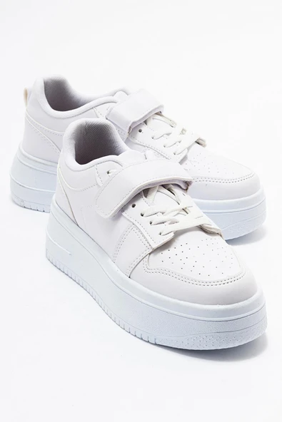 Cırtlı Bağcıklı Kadın Spor Ayakkabı BEYAZ ürün görseli 1