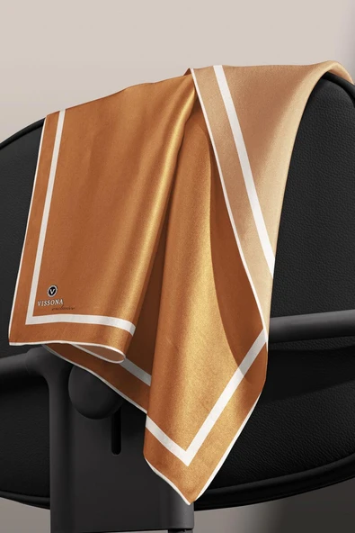 100% Twill İpek Düz Renk Bordür Desenli Hardal - Krem Renkli Daha Tok Exclusive Serisi 90x90 Dikim Şekli : El Dikişi Eşarp - Resim 5