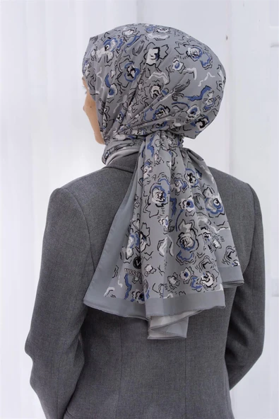 LÜKS MEDİNE İPEĞİ ÇİÇEKLİ KREM - İNDİGO  RENKLİ 75X195 KIRIŞMAZ ŞAL MOSS KREP DİKİŞ TİPİ İTALYAN DİKİŞLİ ürün görseli 1