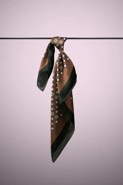 B61 Kadın Kahve Geometrik Desenli 50x50 Bandana HYL DG01594-22 - Resim 4