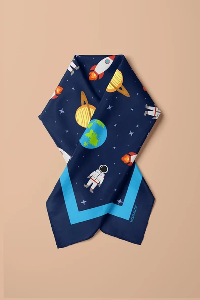 C50 Kadın Lacivert Beyaz Astronot Desenli 50x50 Bandana DG0967-22 - Resim 3