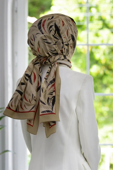 LÜKS MEDİNE İPEĞİ GEOMETRIK DESENLİ BORDO RENKLİ 75X195 KIRIŞMAZ ŞAL MOSS KREP DİKİŞ TİPİ İTALYAN DİKİŞLİ ürün görseli 1