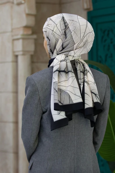 LÜKS MEDİNE İPEĞİ YAPRAK DESENLİ GRİ RENKLİ 75X195 KIRIŞMAZ ŞAL MOSS KREP DİKİŞ TİPİ İTALYAN DİKİŞLİ ürün görseli 1