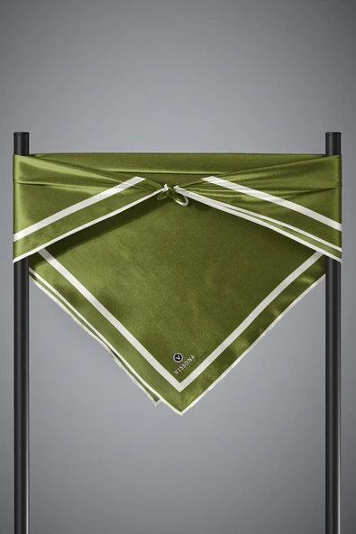 100% Twill İpek Düz Renk Bordür Desenli Küf Yeşili - Krem Renkli Daha Tok Exclusive Serisi 90x90 Dikim Şekli : El Dikişi Eşarp - Resim 6