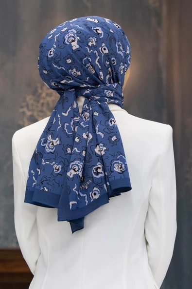 LÜKS MEDİNE İPEĞİ ÇİÇEKLİ İNDİGO - BEBE MAVİ RENKLİ 75X195 KIRIŞMAZ ŞAL MOSS KREP DİKİŞ TİPİ İTALYAN DİKİŞLİ ürün görseli