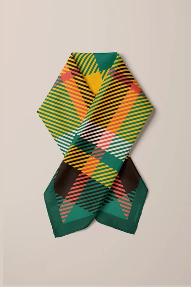 D80 Kadın Ekose Desenli Bandana 50x50 Yeşil Sarı DG0200-22 - Resim 6