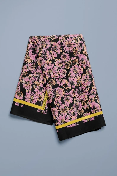 D12 Kadın Pembe Çiçek Desenli 50x50 Bandana - Resim 6