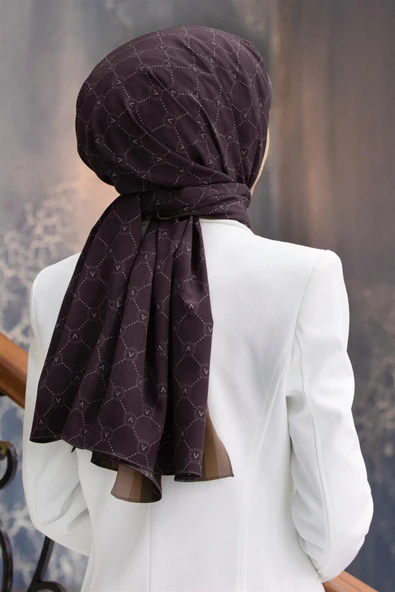 LÜKS MEDİNE İPEĞİ MONOGRAM DESENLİ KAHVERENGİ - SÜTLÜKAHVE RENKLİ 75X195 KIRIŞMAZ ŞAL MOSS KREP DİKİŞ TİPİ İTALYAN DİKİŞLİ ürün görseli