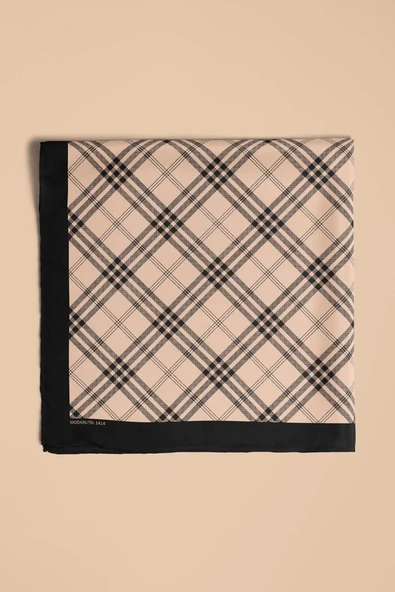 G36 Kadın Krem Kare Desenli 50x50 Bandana - Resim 5