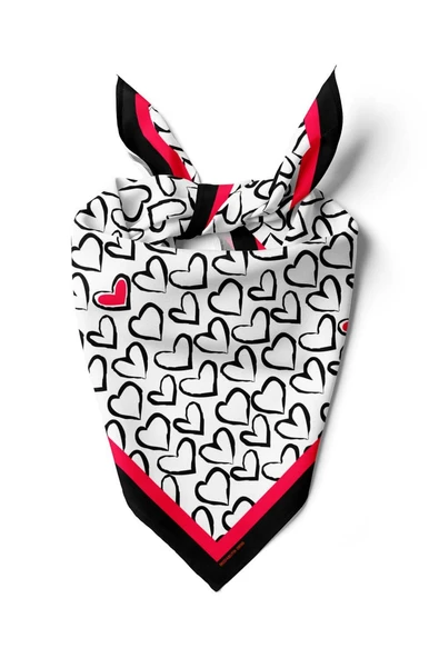 B57 Kadın Kırmızı Beyaz Sİyah Heart Desenli 50x50 Bandana ürün görseli