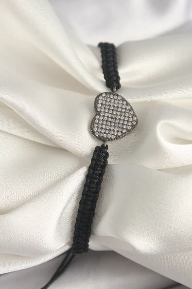 Pirinç Füme Renk Zirkon Taşlı Kalp Figür Asansörlü Makrome Model Kadın Bileklik ürün görseli 1